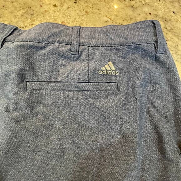 Adidas Casual Shorts 42 - Picture 3 of 6